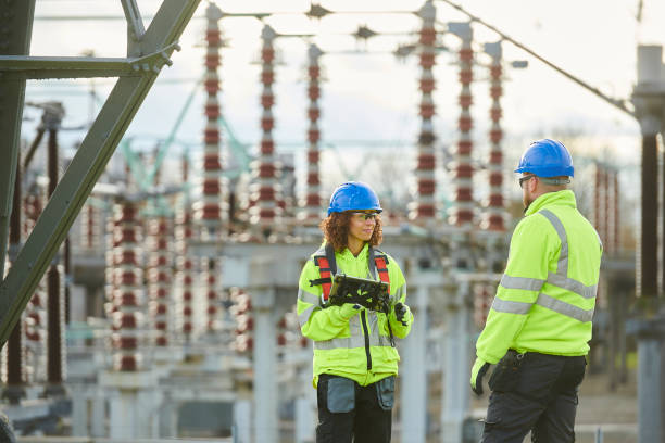 Best Affordable Emergency Electrician  in Nd Lake, WI