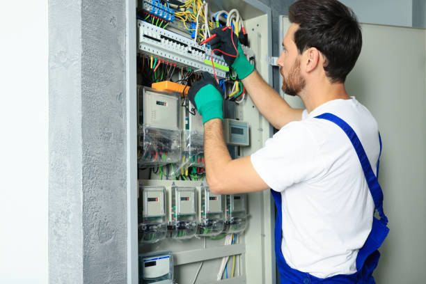 Best Emergency Electrician Near Me  in Nd Lake, WI