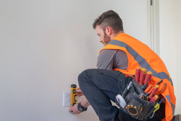 Best Affordable Emergency Electrician  in Nd Lake, WI